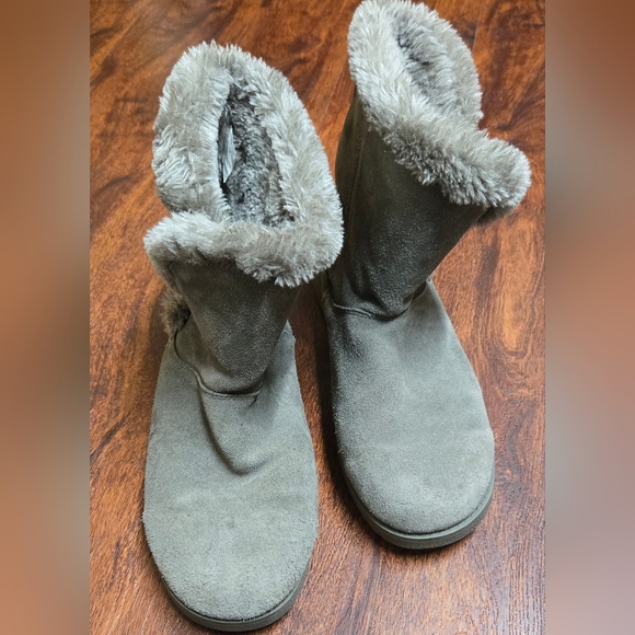 Universal Thread Winter Snow Boots Women's Size 11W - Picture 2 of 3